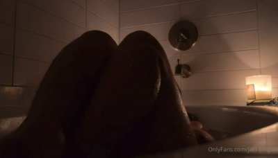 🛀