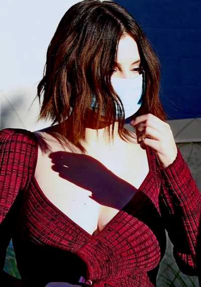 Think I&rsquo;ll have some breast today..