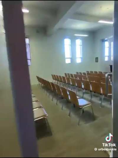 Scientology is so dead in Australia they&rsquo;ll thank you for running through their building