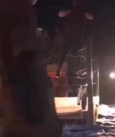Someone forgot to bend his knees