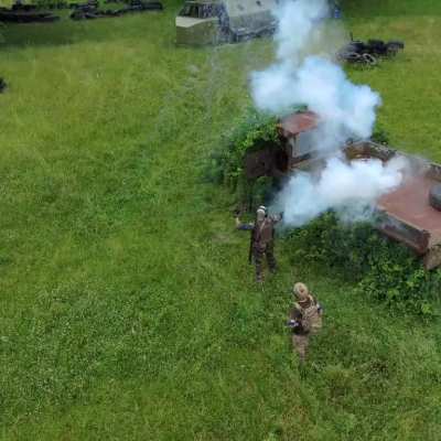 Taginn TAG-18 smoke grenade nearly blows up in a player&rsquo;s face.