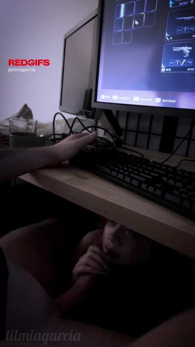 Sucking him off while he plays Arc