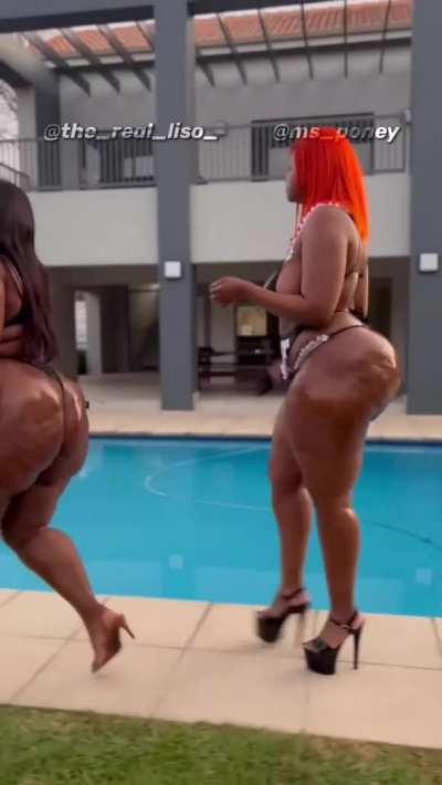 Oiled up goddesses