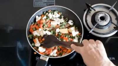 Vegetable Tahari: A simple awadhi rice dish with vegetables, spices &amp;amp; masalas.