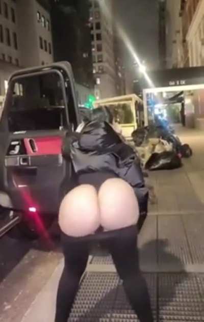 Sexy big booty