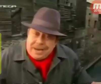 &Mu;&alpha;&mu;&alpha;&lambda;ά&kappa;&eta; &tau;&iota; &epsilon;&nu;&nu;&omicron;&epsilon;ί&sigmaf; &mu;&epsilon; &tau;&omicron; &pi;&alpha;&rho;... ;;