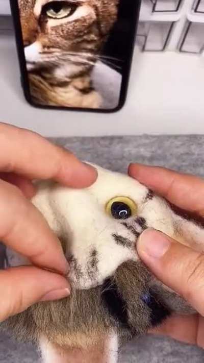 Плюшевый кот