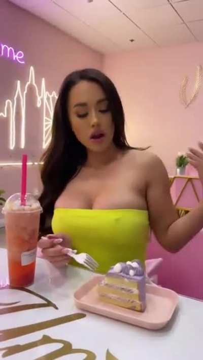 So Greedy, mmmmmhhh