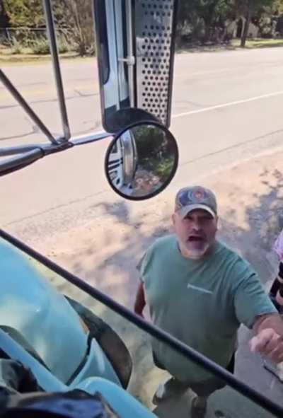 Racist Texas veteran caught cussing out the garbage men because they won&rsquo;t take his extra stuff!