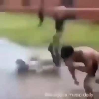 Rezando para que seja obrigat&oacute;rio ter uma religi&atilde;o 🙌