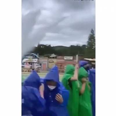 lets hit the water park