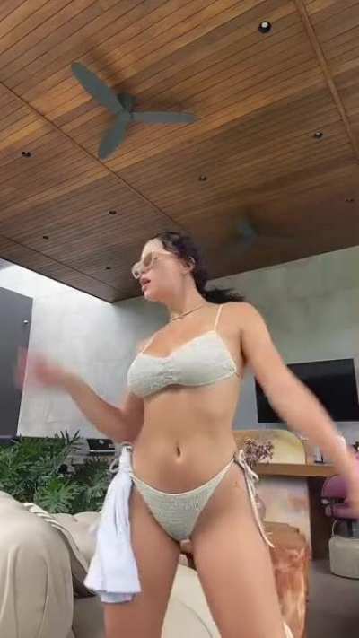 Yassi Pressman