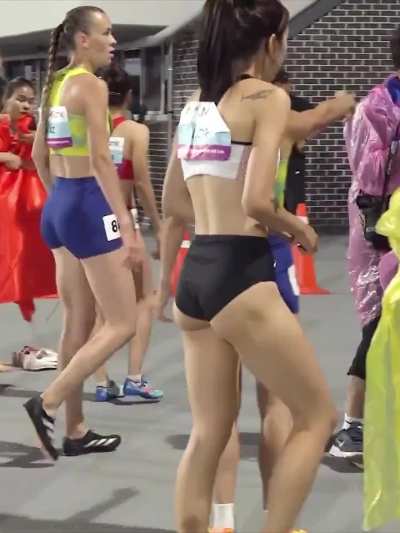 Hae-in Lee, Jae-young Ha, Joo-ha Kim &amp;amp; Seo-yoon Kim &ndash; South Korean relay team