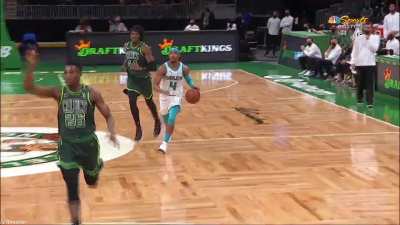 [Highlight] Robert "Timelord" Williams hustles back to delete Devonte Grahams layup attempt