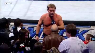 Chris Jericho arguing with a old man in the crowd after a Smackdown taping cause he&rsquo;s the best.