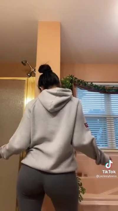 jackieybarranew - Video #7259