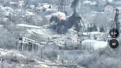 (not previously published) Ukrainian airstrikes on buildings housing Russian troops in different parts of the frontline / edit by source 