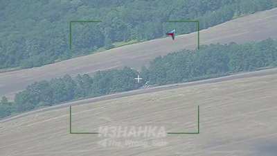 Russians claim to have hit an M270 MLRS that was observed firing a missile earlier with Iskander airburst round east of Bezdyrk, Sumy Oblast