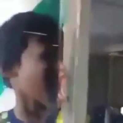 :v