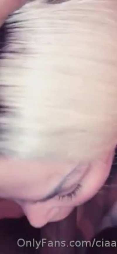 👅