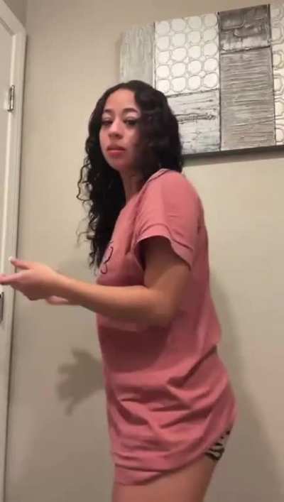 (Sub) Jaden Twerks On live 👀🍑🔥🔥