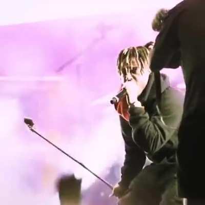 A cool edit I found on tik tok. 🖤999🖤