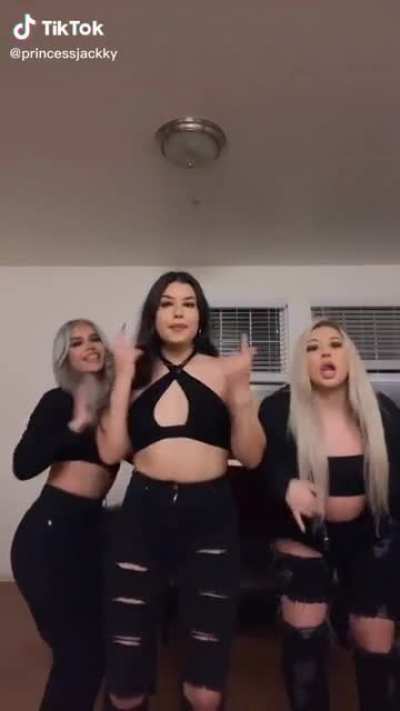 princessjackky (@pri<wbr>ncess<wbr>jackk<wbr>y)