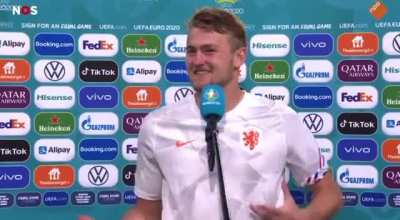 Matthijs de Ligt: &ldquo;Today we had to play long balls quite often, as an Ajax player it just feels weird having to do that all the time.&rdquo; Interviewer: &ldquo;You play for Juventus.&rdquo; de Ligt: &ldquo;Yeah, as an ex-Ajax player.&rdquo;