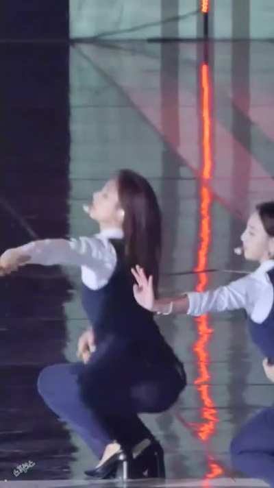 CHOU TZUYU (featuring Twice)