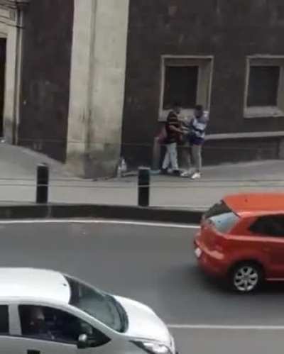 Cazando en pleno centro hist&eacute;rico de la cdmets