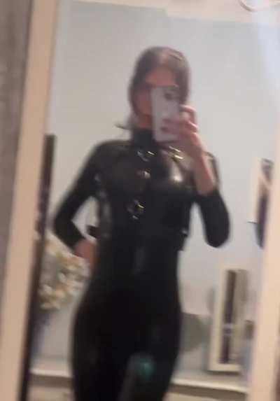 I&rsquo;m your religion now. Worship me