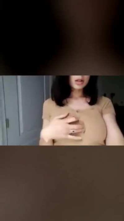 NSFW bu hanımefendiyi isteyenler olmuş