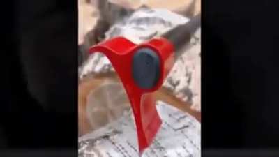 Finnish inventor Heikki K&auml;rn&auml; is the man behind the Vipukirves Leveraxe and his aim was to redesign the axe using simple principles of physics to make it more efficient and safer