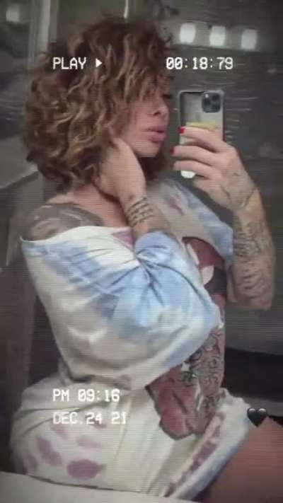 Her fine ass