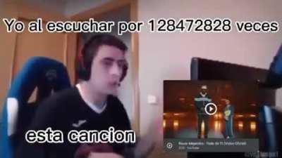 Me la tiene pelada.