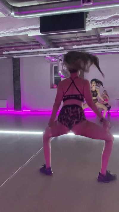 Studio Practice 👯&zwj;♀️😘