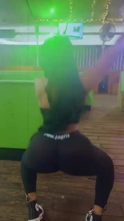 ‎
