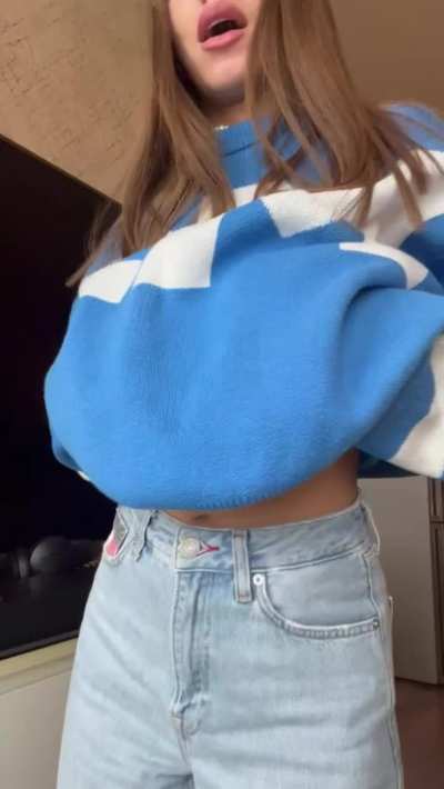 Do you like playing girls?)