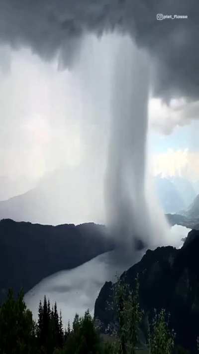 Kurzer Regenschauer beim Millst&auml;tter See