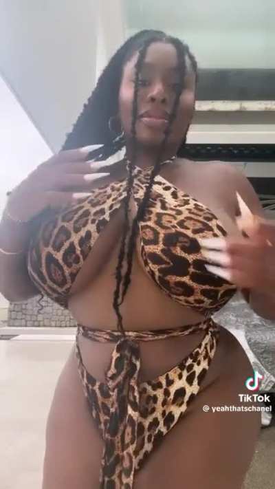 Big tits and ass. What TikTok needs