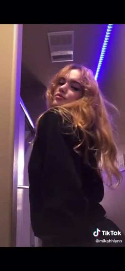 She really knows how to move that ass