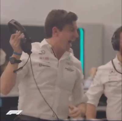 Toto smashing his headphones after collision between Max &amp;amp; Lewis