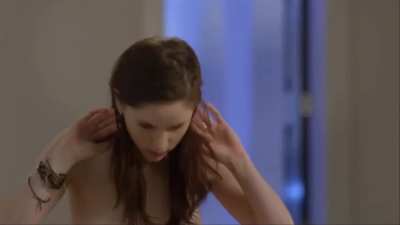 Sophie Rundle in Episodes. Joey never had it this good in Friends!