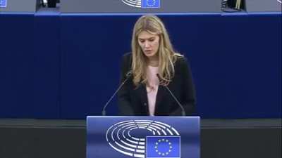 Here is socialist EU parliament VP Eva Kaili saying Qatar "is a pioneer in labor rights and diplomacy as well as a highly educated country" while saying western countries don't have the moral authority to lecture Qatar. Today she was arrested for money la