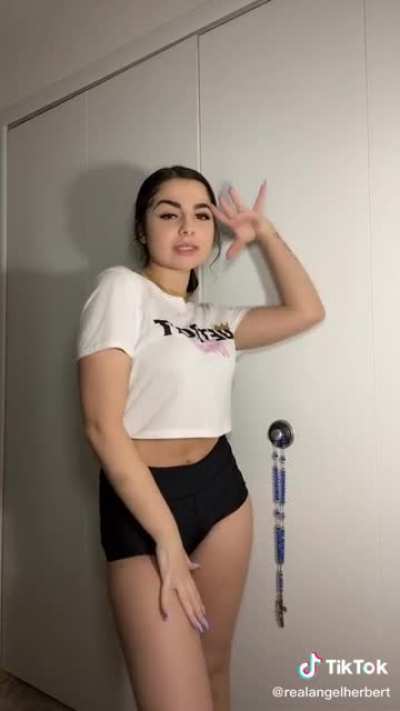 Thickummmmzzz