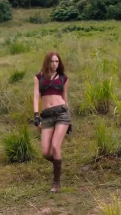Karen Gillian