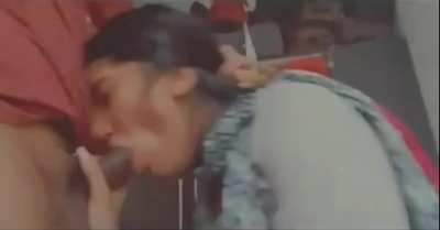 cute GF Deepthroat Blowjob when no one was at home[Full video Link👇]