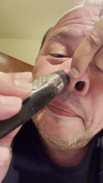Nose haircut