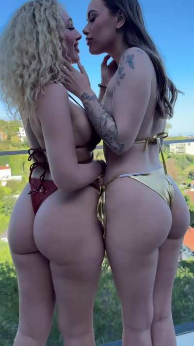 2 thots 