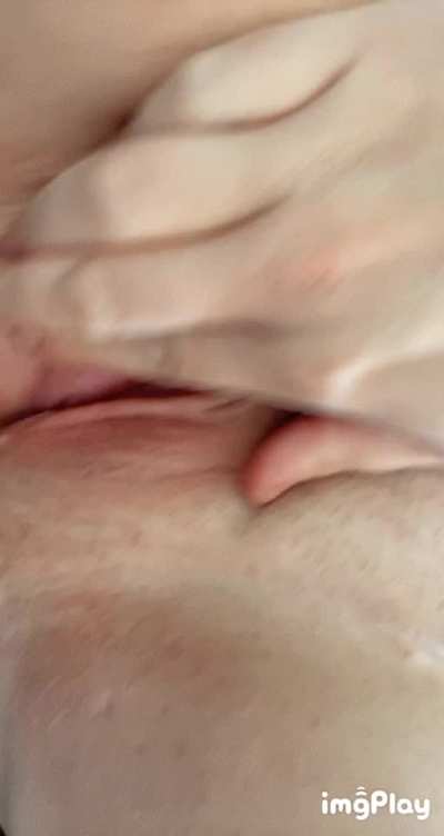 I&rsquo;m ready to be your secret Snapchat slut baby🥵🤫